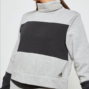 Adidas Cropped Turtleneck Sweatshirt (S)